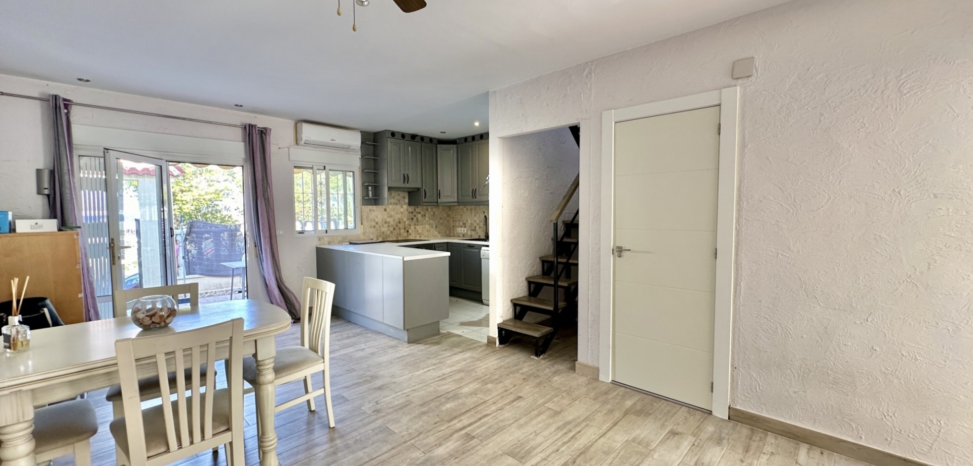 2 Bed, 1 Bath, HouseFor Sale, Guardamar Del Segura, Alicante