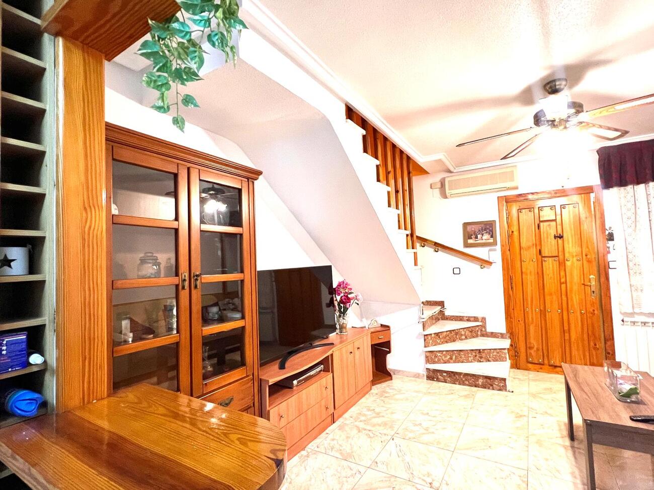 3 Bed, 2 Bath, ApartmentFor Sale, Torrevieja, Alicante