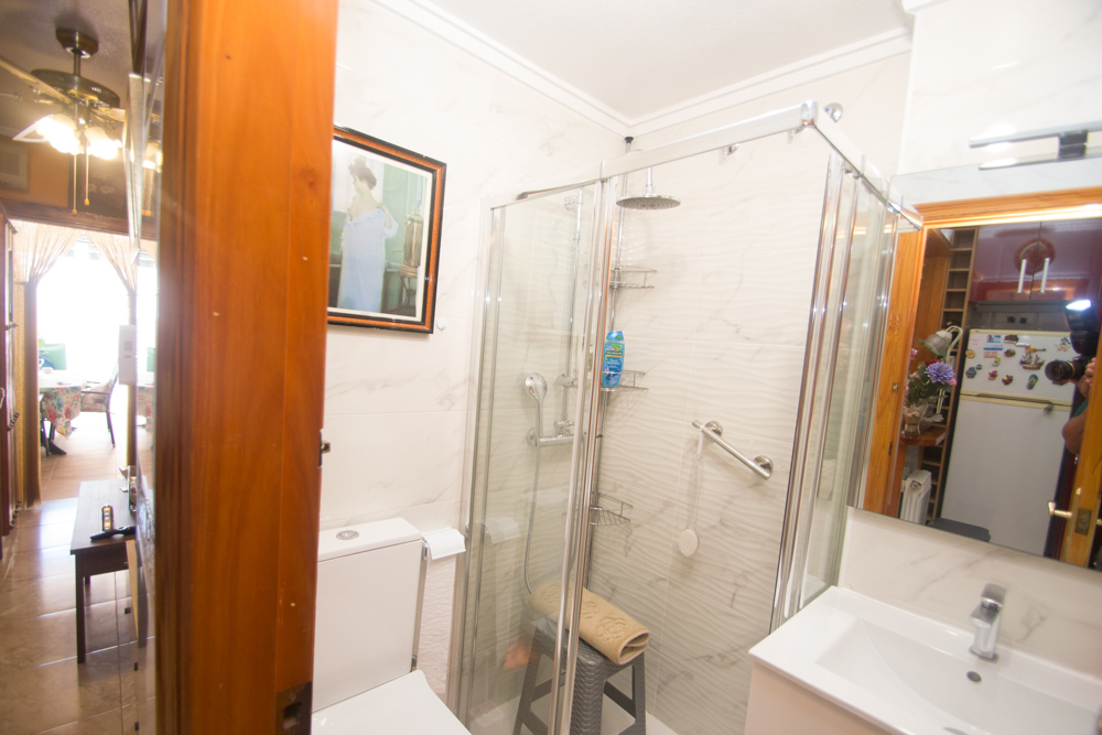 3 Bed, 2 Bath, ApartmentFor Sale, Torrevieja, Alicante