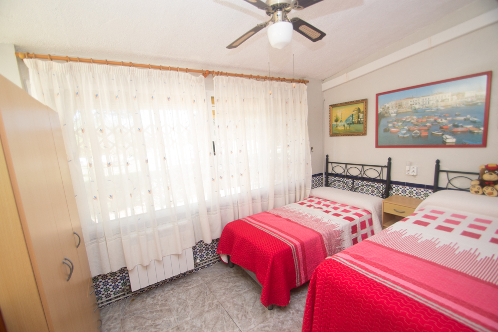 3 Bed, 2 Bath, ApartmentFor Sale, Torrevieja, Alicante