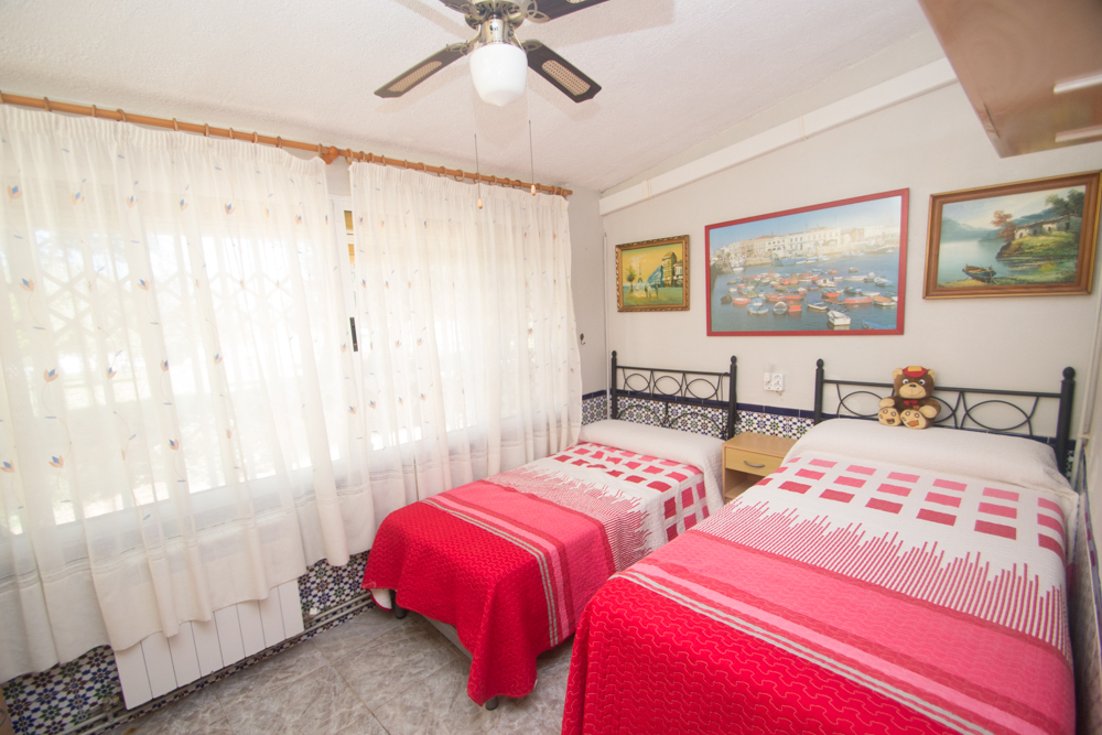 3 Bed, 2 Bath, ApartmentFor Sale, Torrevieja, Alicante