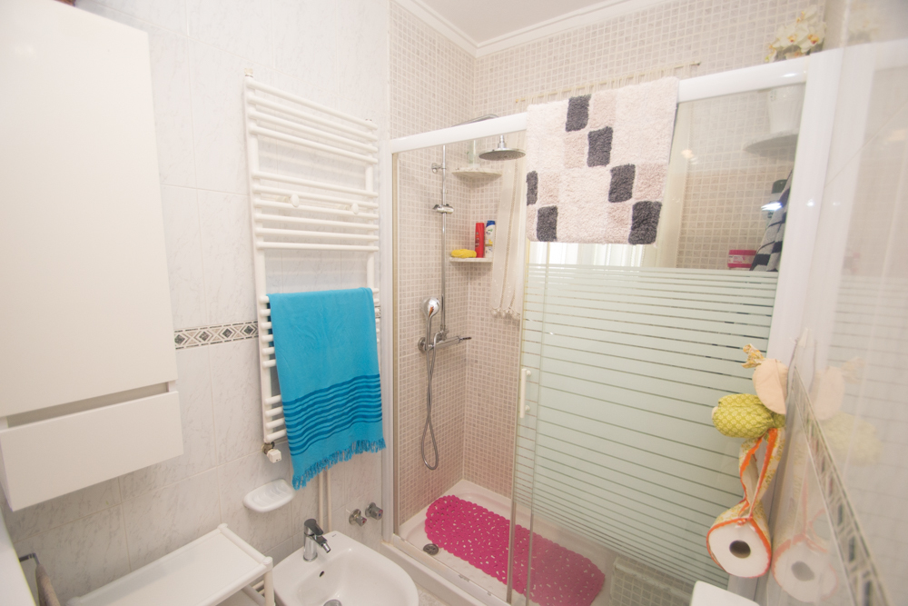 3 Bed, 2 Bath, ApartmentFor Sale, Torrevieja, Alicante