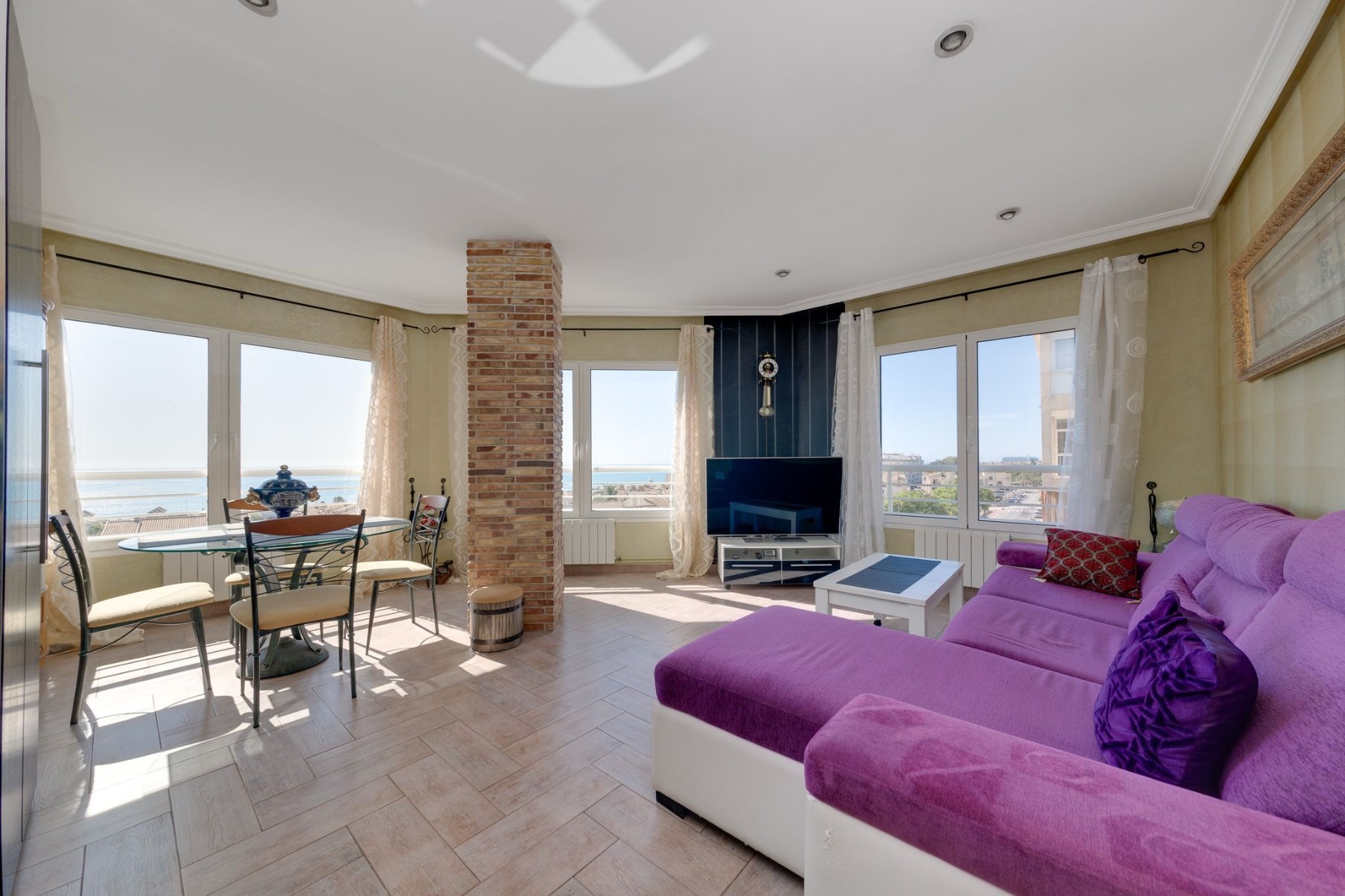 3 Bed, 2 Bath, ApartmentFor Sale, Guardamar Del Segura, Alicante