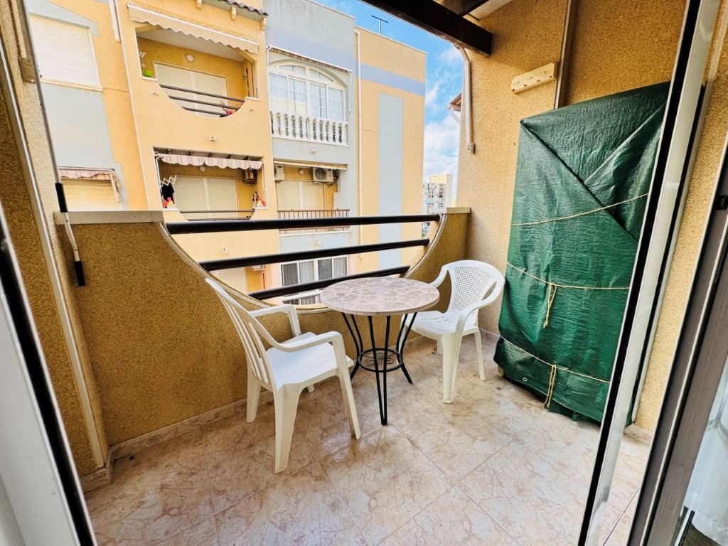 2 Bed, 1 Bath, ApartmentFor Sale, La Mata, Alicante