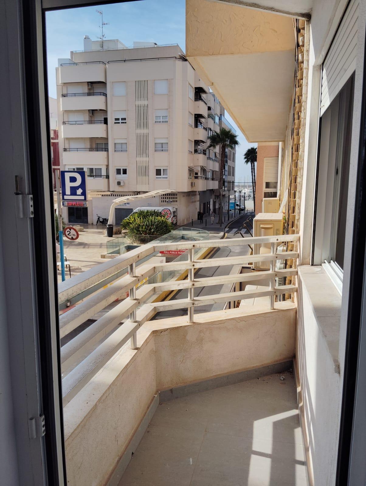 2 Bed, 2 Bath, ApartmentFor Sale, Torrevieja, Alicante