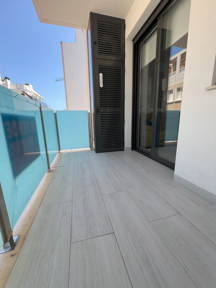 2 Bed, 2 Bath, ApartmentFor Sale, Torrevieja, Alicante