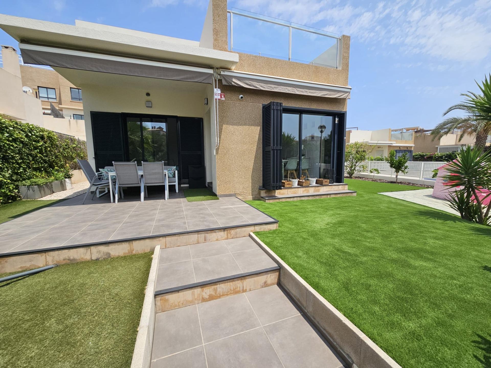 3 Bed, 1 Bath, HouseFor Sale, Orihuela Costa, Alicante