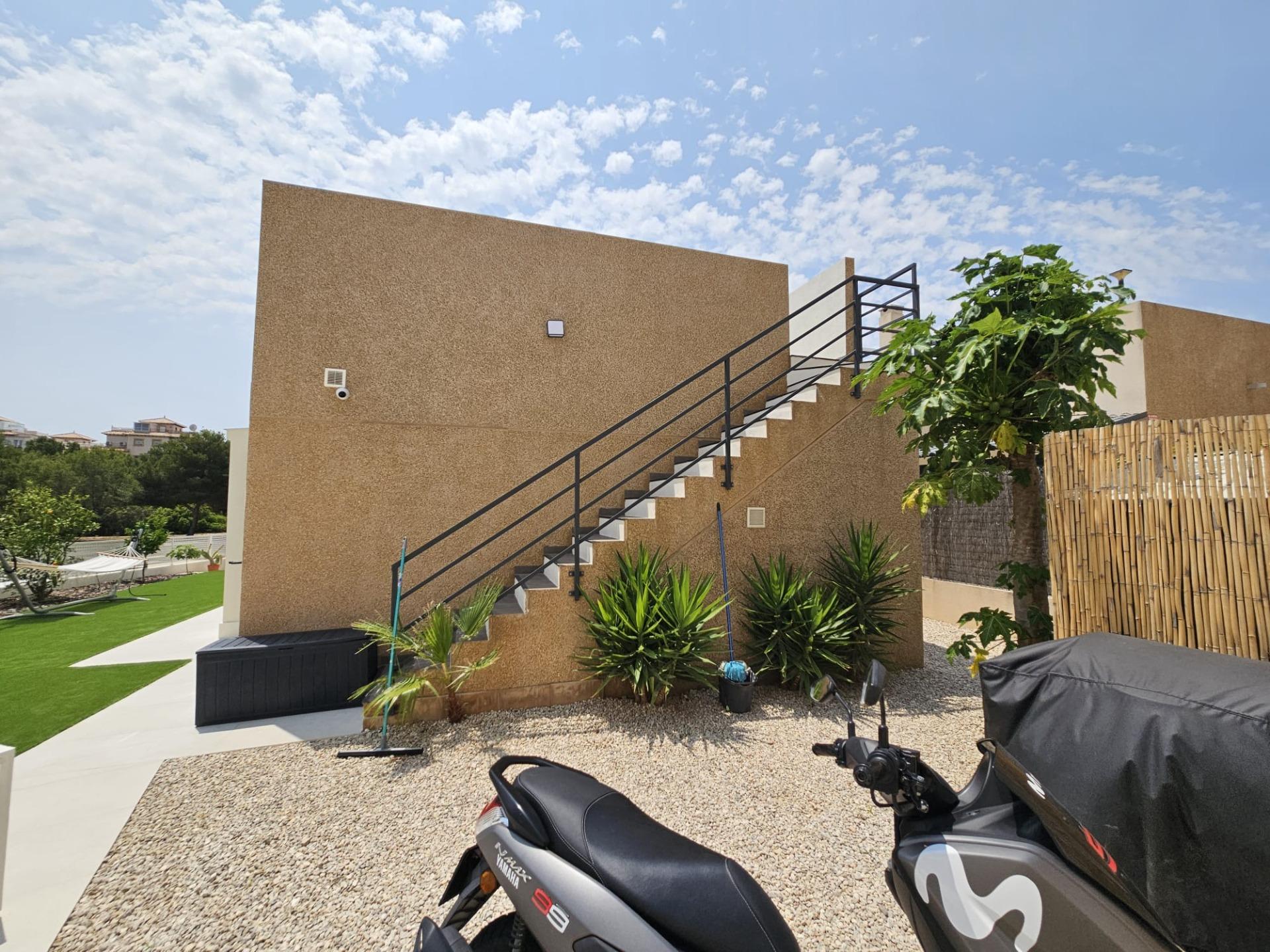 3 Bed, 1 Bath, HouseFor Sale, Orihuela Costa, Alicante