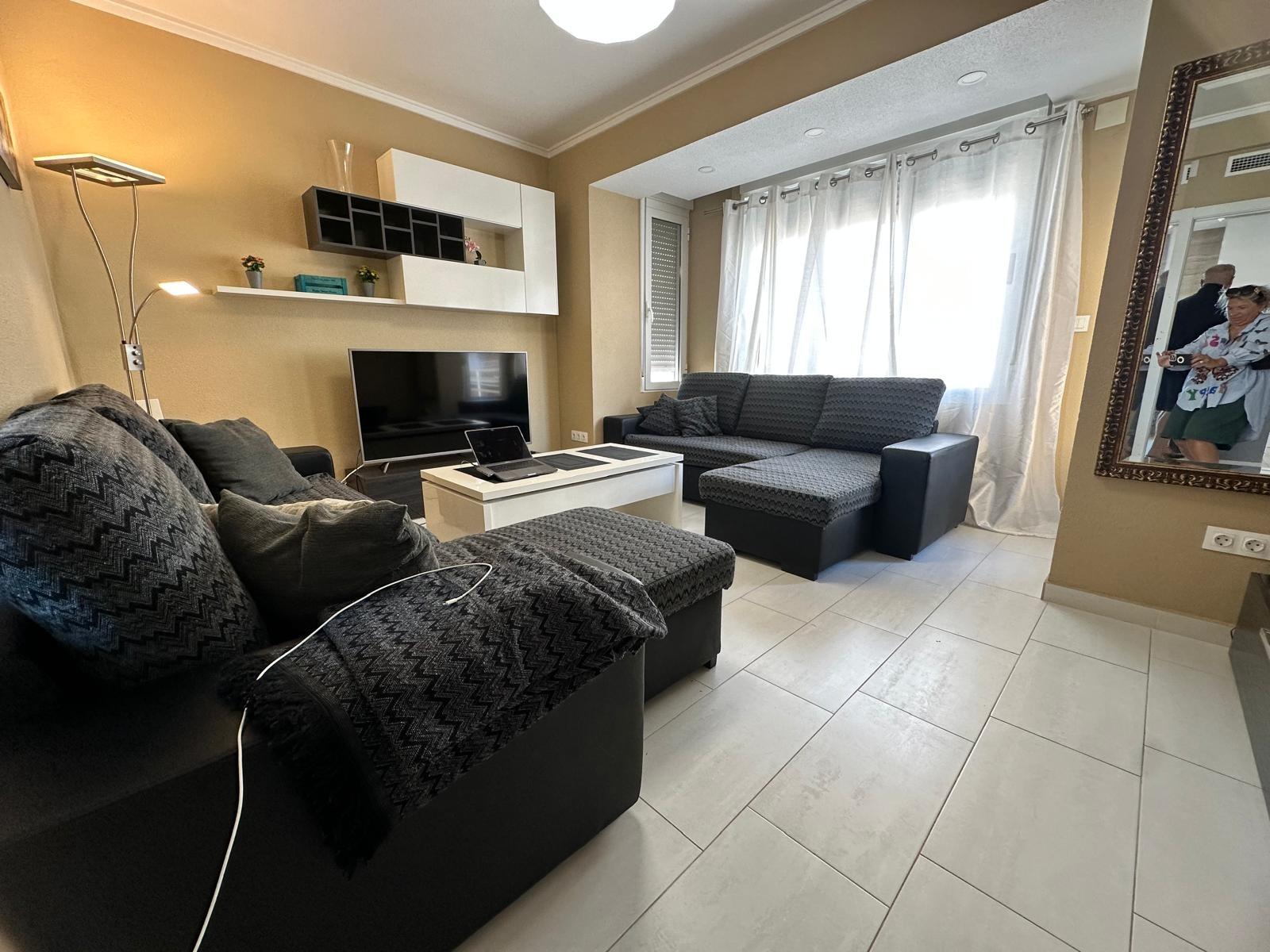 3 Bed, 2 Bath, ApartmentFor Sale, Torrevieja, Alicante