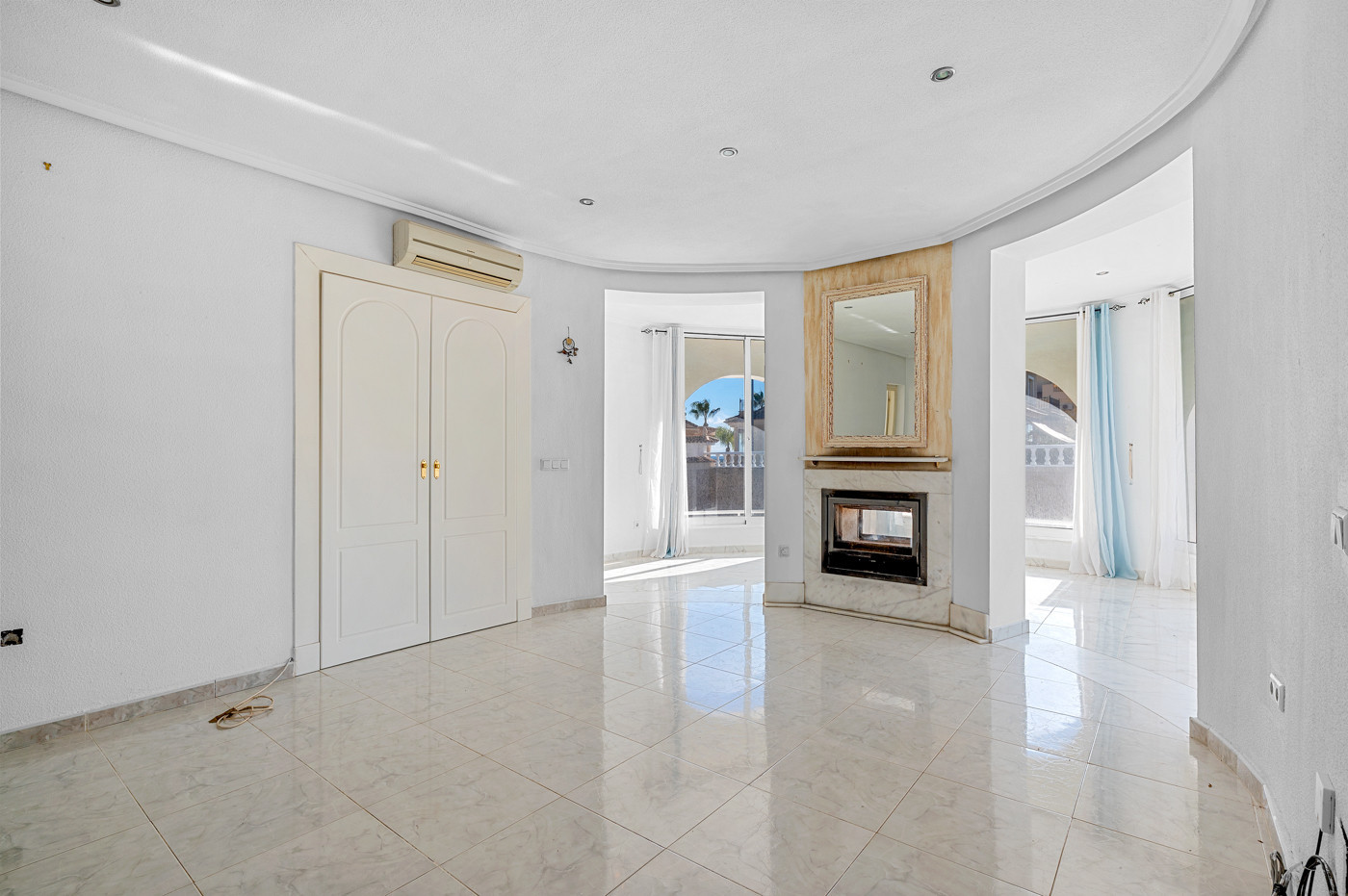 4 Bed, 2 Bath, HouseFor Sale, Rojales, Alicante