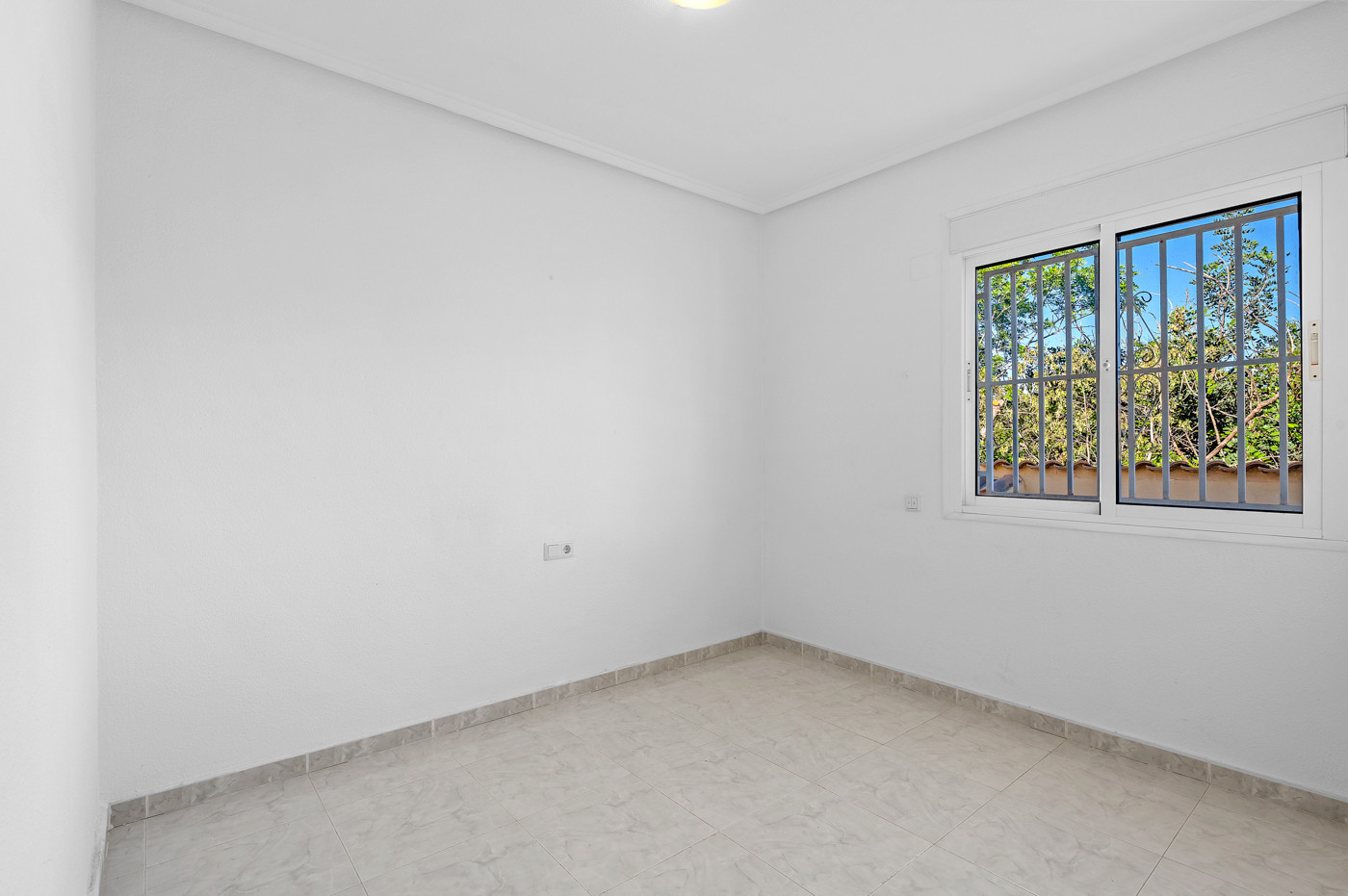 4 Bed, 2 Bath, HouseFor Sale, Rojales, Alicante