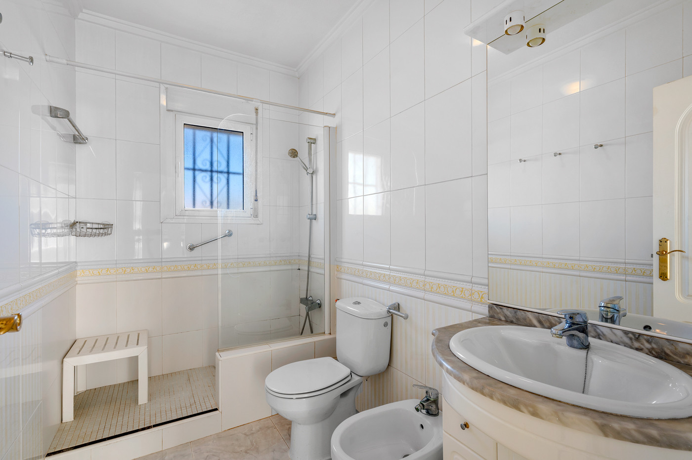 4 Bed, 2 Bath, HouseFor Sale, Rojales, Alicante