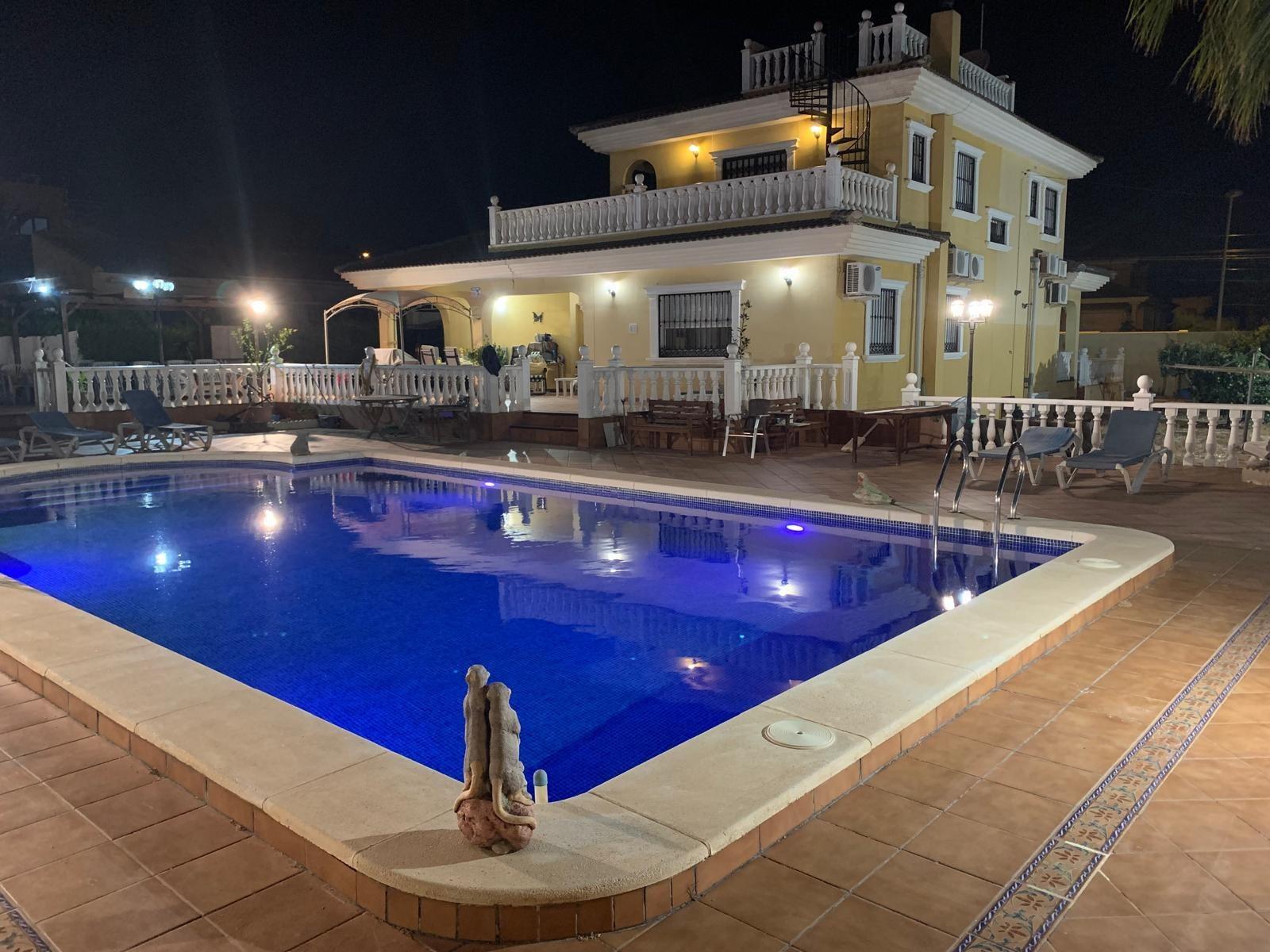 6 Bed, 6 Bath, HouseFor Sale, Torrevieja, Alicante