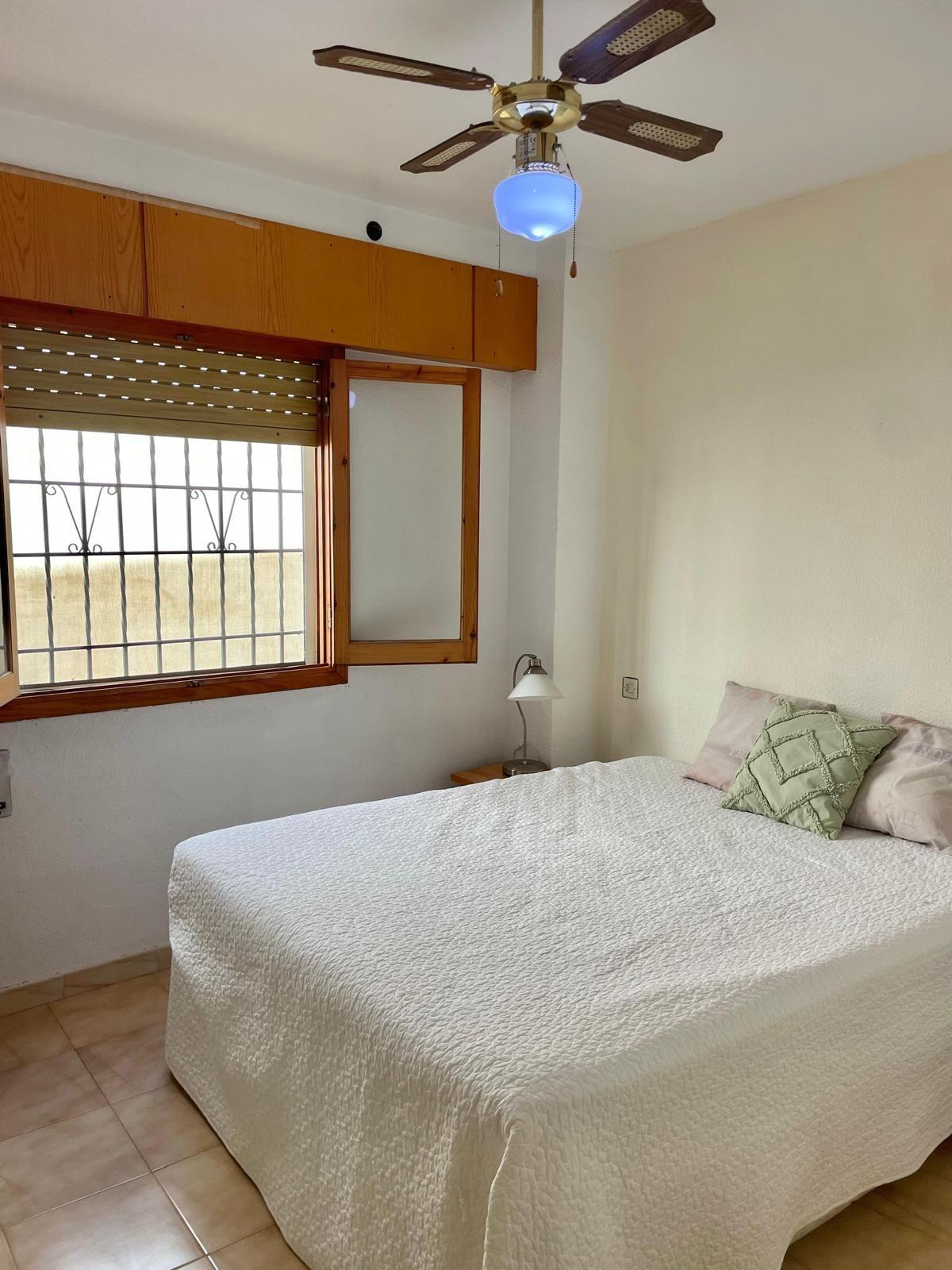 3 Bed, 1 Bath, ApartmentFor Sale, Torrevieja, Alicante