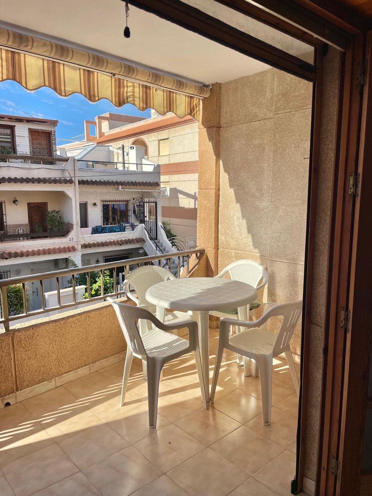 3 Bed, 1 Bath, ApartmentFor Sale, Torrevieja, Alicante