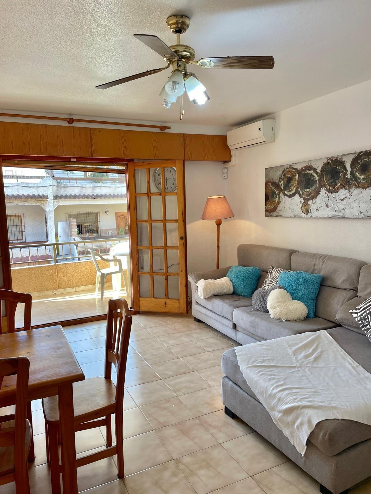 3 Bed, 1 Bath, ApartmentFor Sale, Torrevieja, Alicante