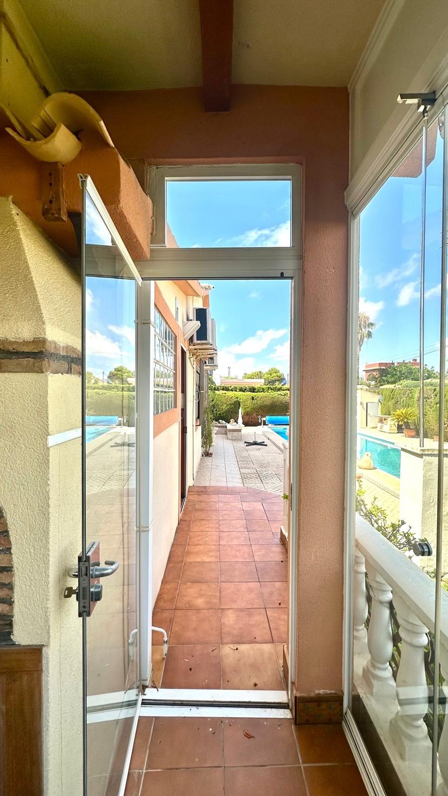 3 Bed, 3 Bath, HouseFor Sale, Cabo Roig, Alicante