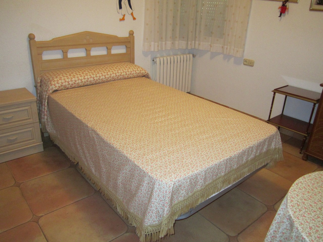 4 Bed, 2 Bath, HouseFor Sale, Yecla, Murcia