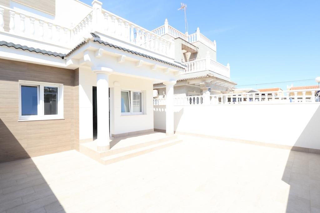 3 Bed, 2 Bath, HouseFor Sale, Torrevieja, Alicante