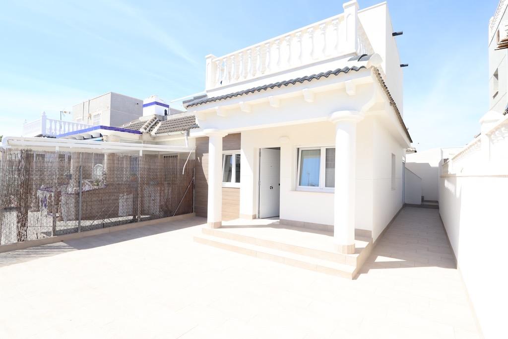 3 Bed, 2 Bath, HouseFor Sale, Torrevieja, Alicante