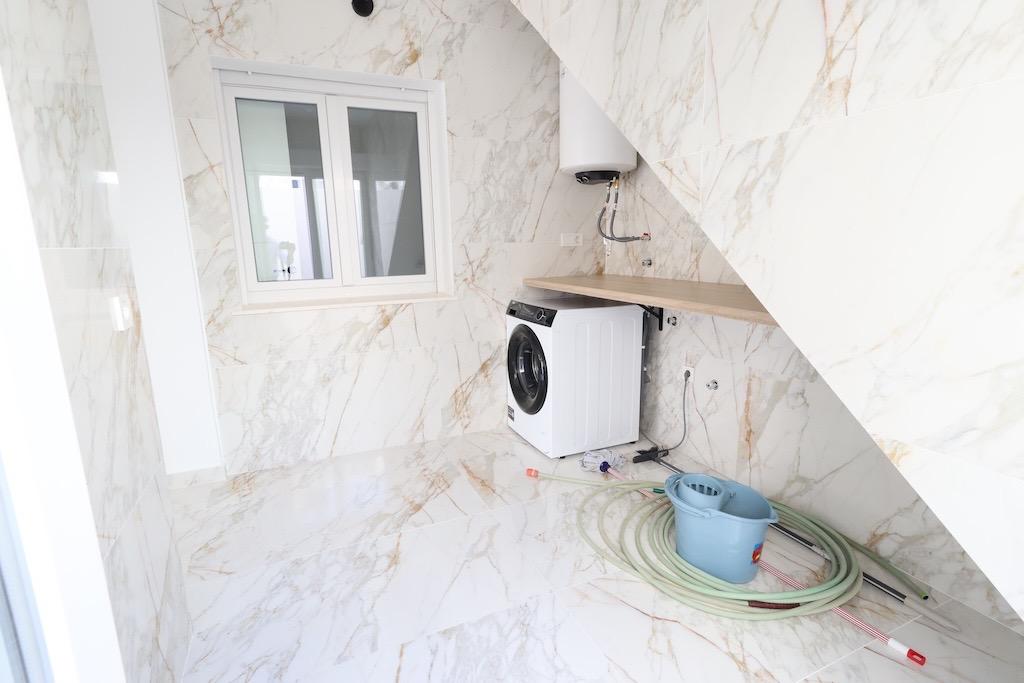 3 Bed, 2 Bath, HouseFor Sale, Torrevieja, Alicante