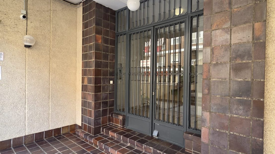 3 Bed, 2 Bath, ApartmentFor Sale, Torrevieja, Alicante