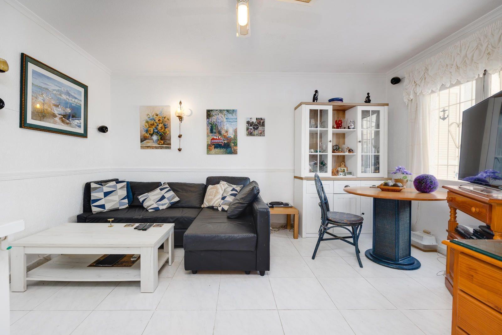 2 Bed, 1 Bath, HouseFor Sale, Torrevieja, Alicante