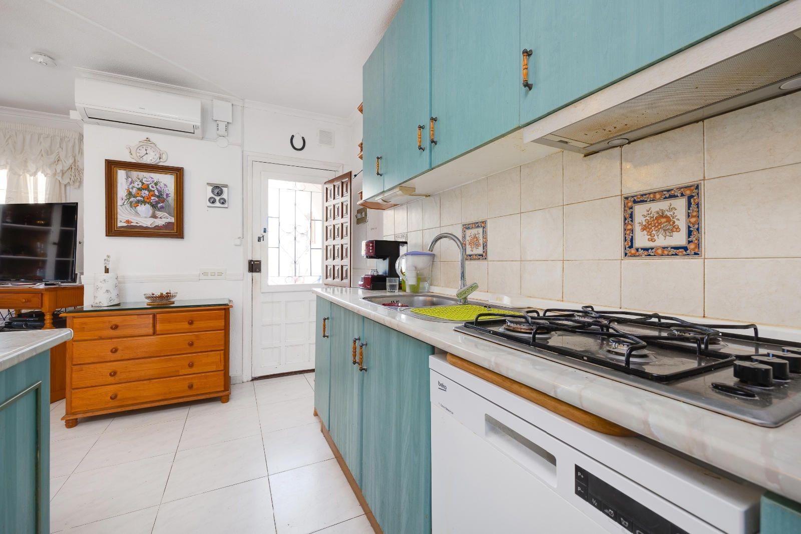 2 Bed, 1 Bath, HouseFor Sale, Torrevieja, Alicante