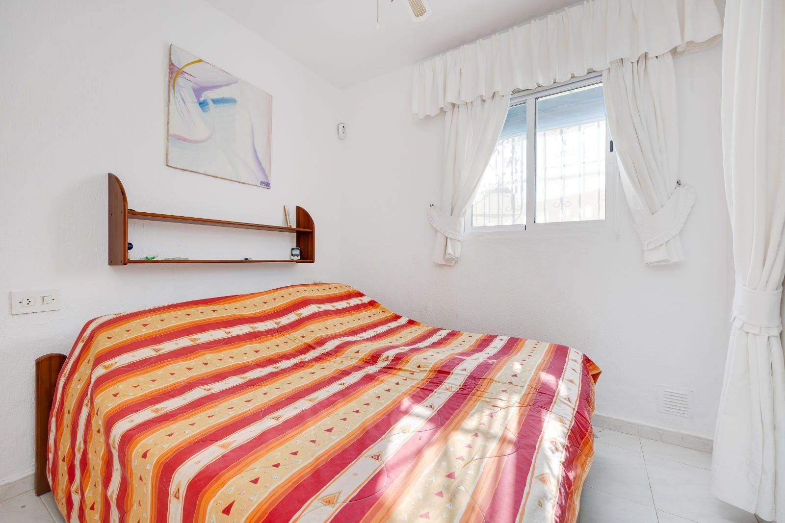 2 Bed, 1 Bath, HouseFor Sale, Torrevieja, Alicante