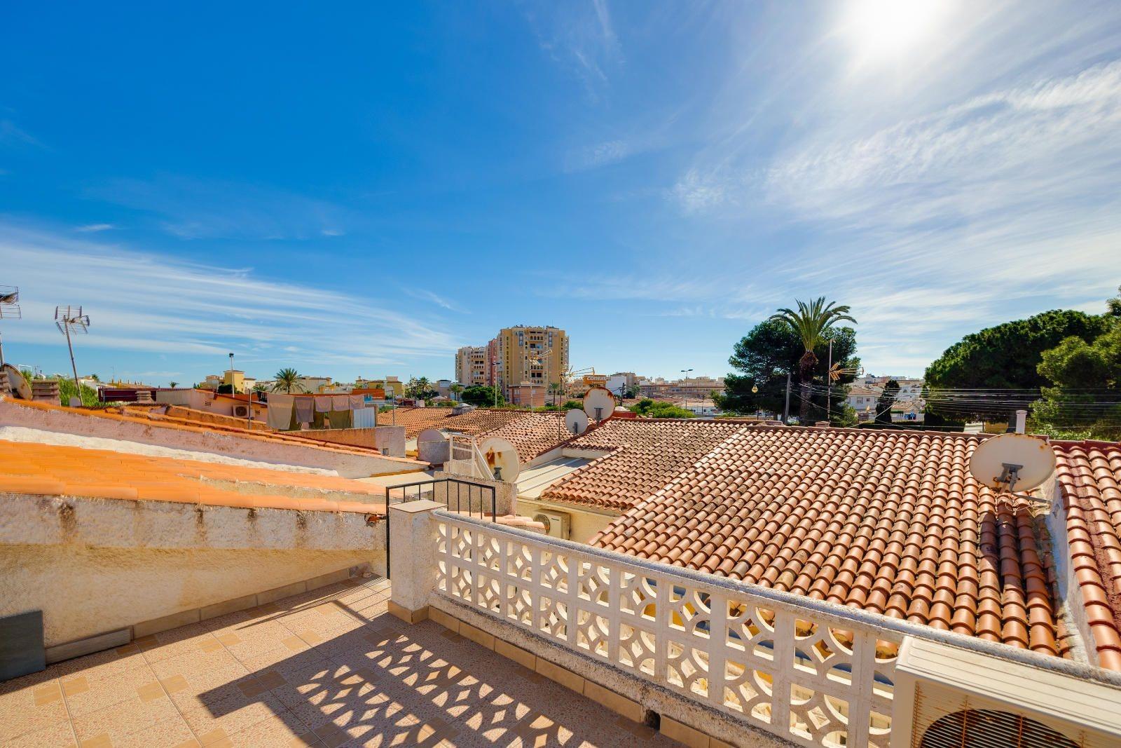2 Bed, 1 Bath, HouseFor Sale, Torrevieja, Alicante