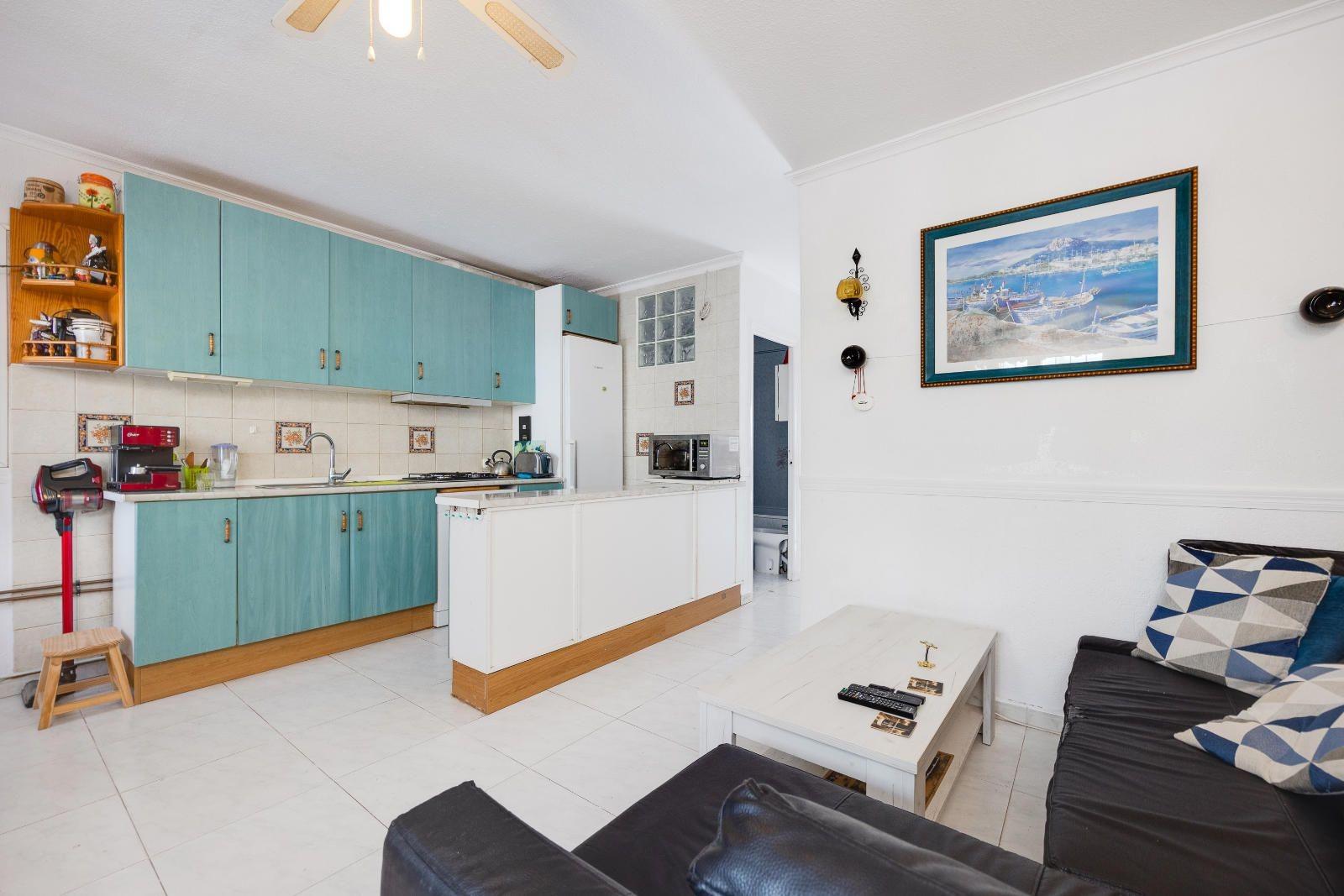 2 Bed, 1 Bath, HouseFor Sale, Torrevieja, Alicante