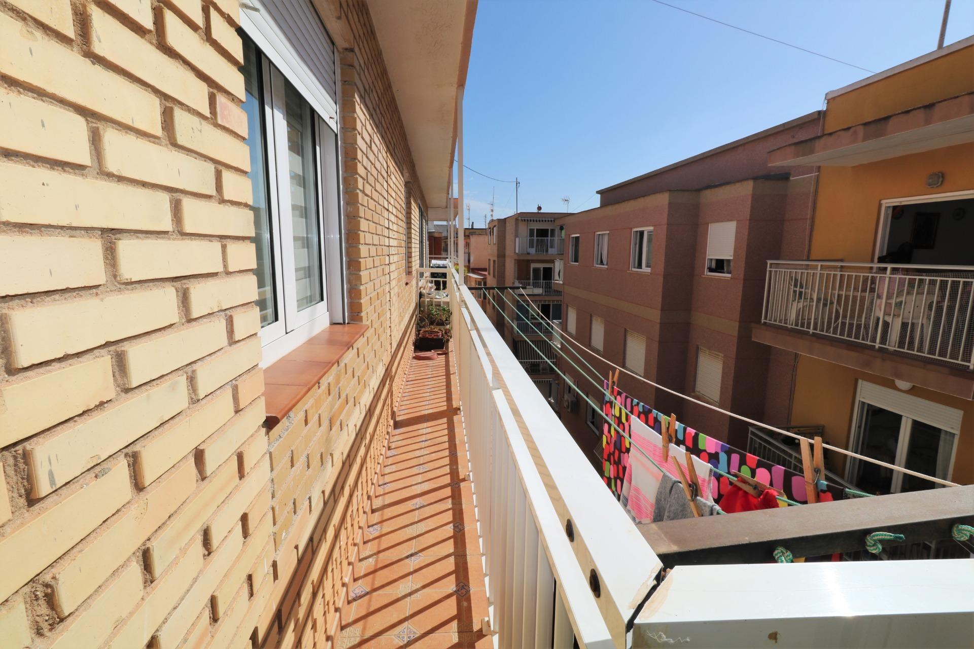 3 Bed, 1 Bath, ApartmentFor Sale, Torrevieja, Alicante
