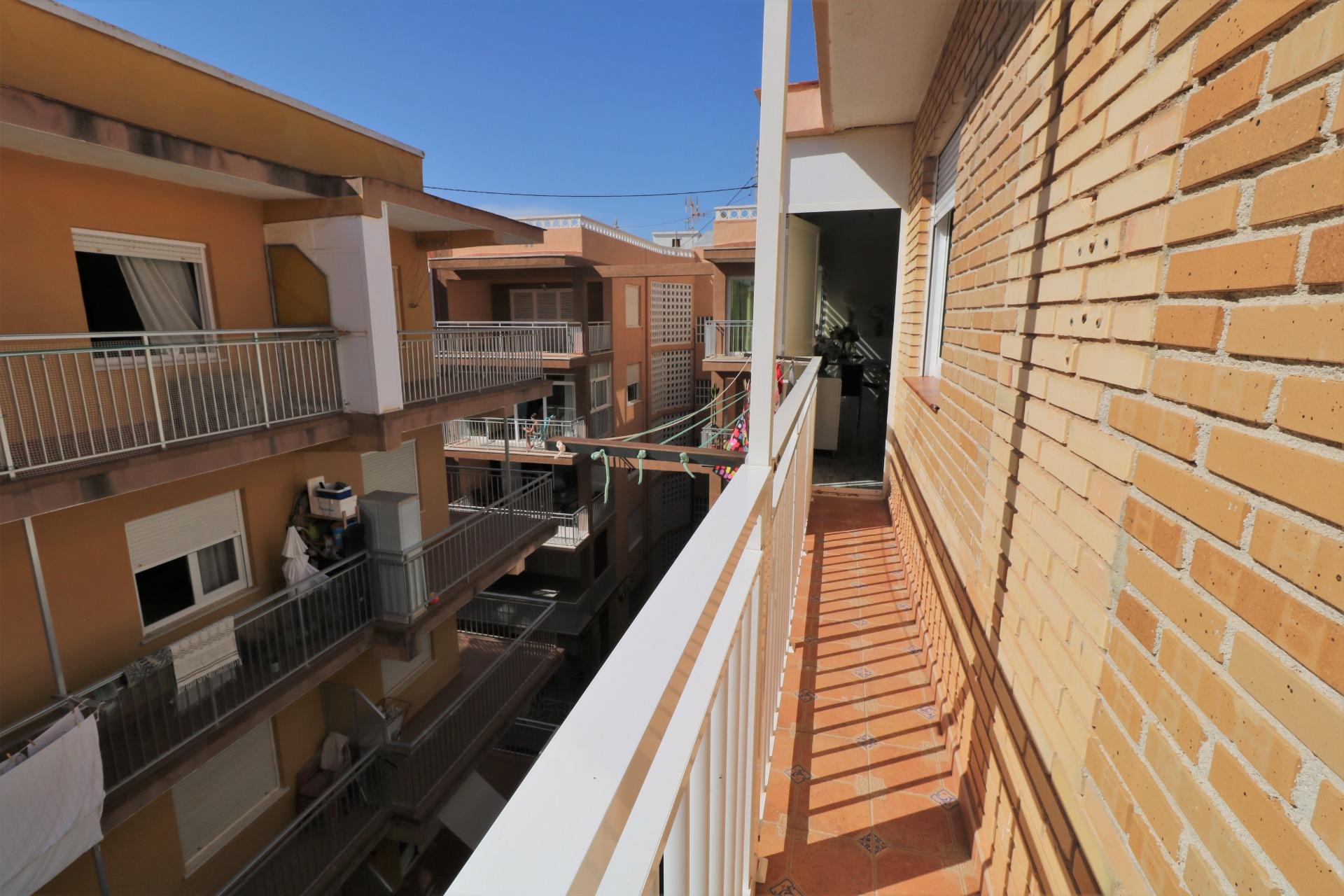 3 Bed, 1 Bath, ApartmentFor Sale, Torrevieja, Alicante