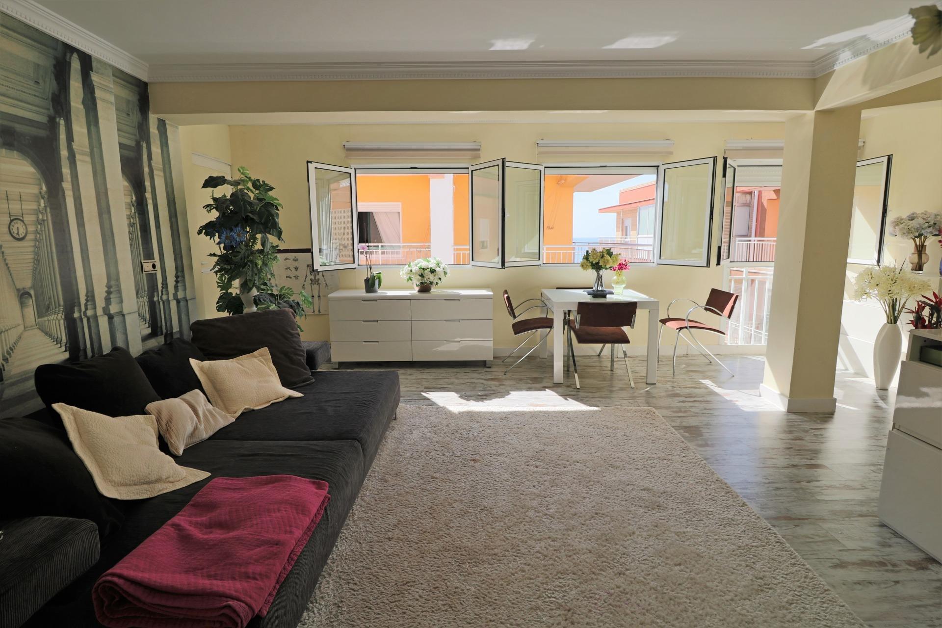 3 Bed, 1 Bath, ApartmentFor Sale, Torrevieja, Alicante