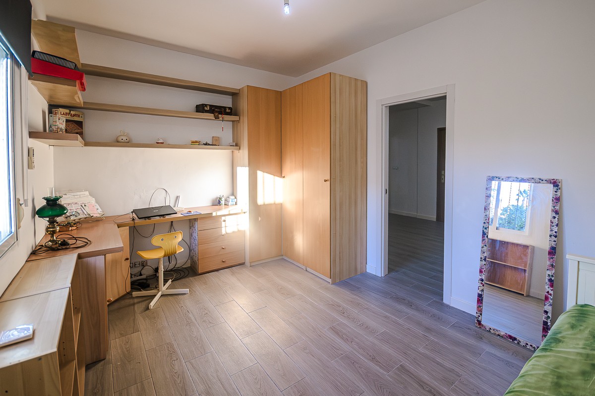 4 Bed, 2 Bath, HouseFor Sale, Benferri, Alicante