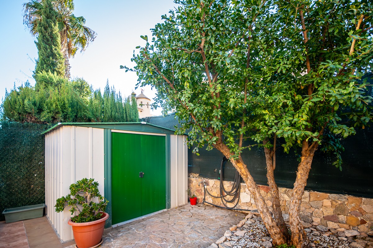 4 Bed, 2 Bath, HouseFor Sale, Benferri, Alicante