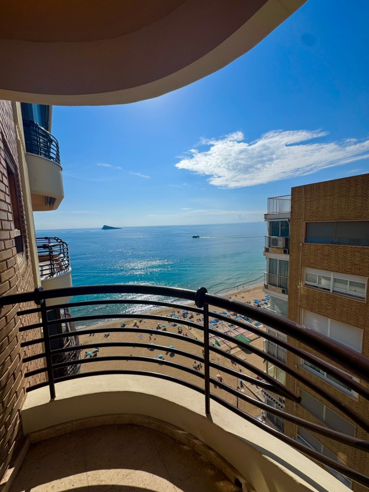 3 Bed, 2 Bath, ApartmentFor Sale, Benidorm, Alicante