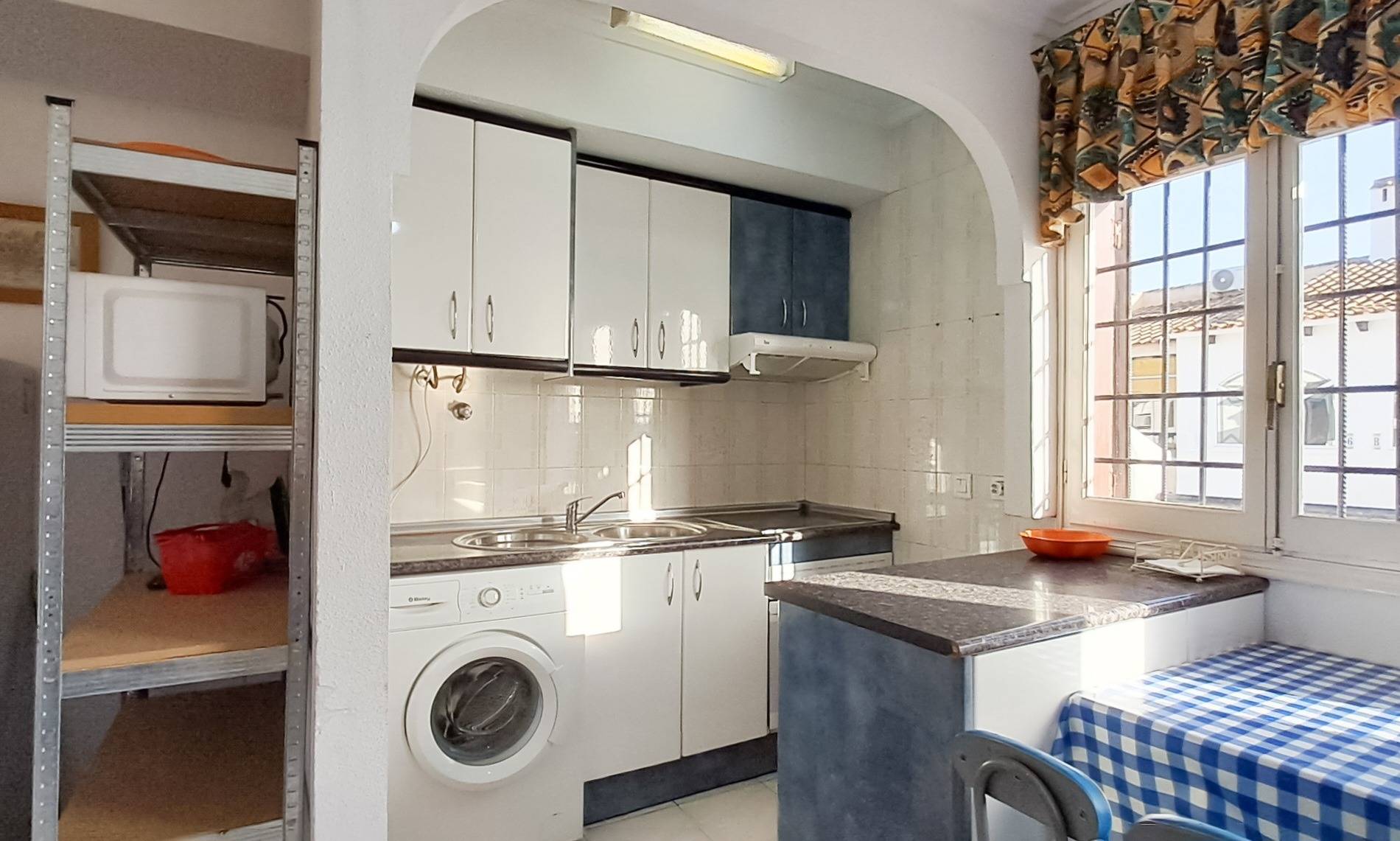 1 Bed, 1 Bath, ApartmentFor Sale, Torrevieja, Alicante