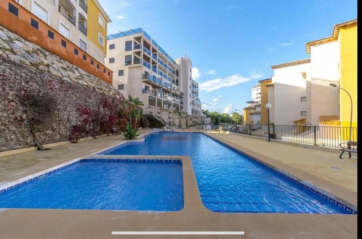 2 Bed, 1 Bath, ApartmentFor Sale, Campoamor, Alicante