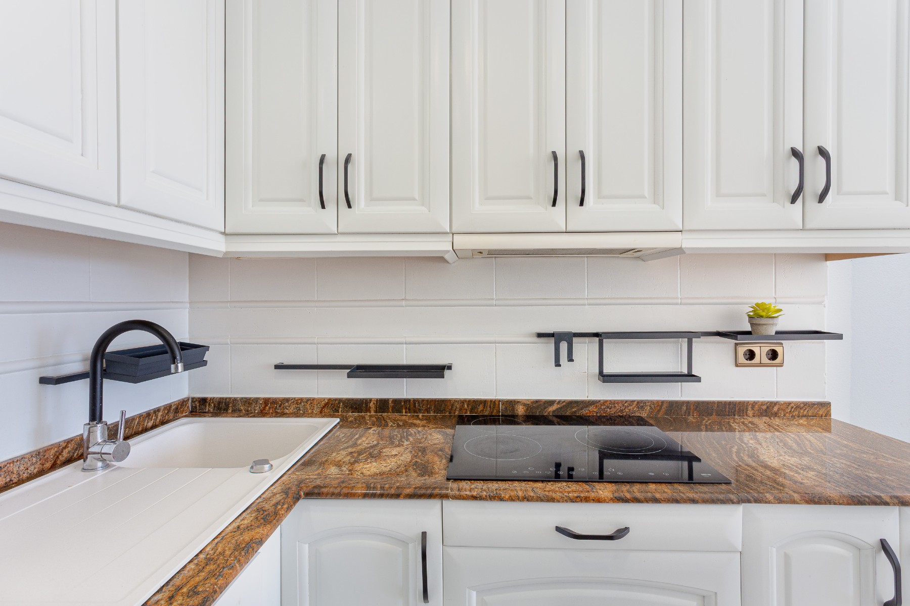 2 Bed, 1 Bath, ApartmentFor Sale, Torrevieja, Alicante