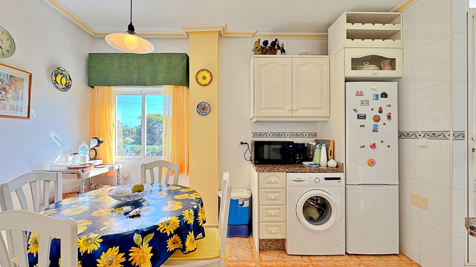 2 Bed, 1 Bath, ApartmentFor Sale, Orihuela Costa, Alicante