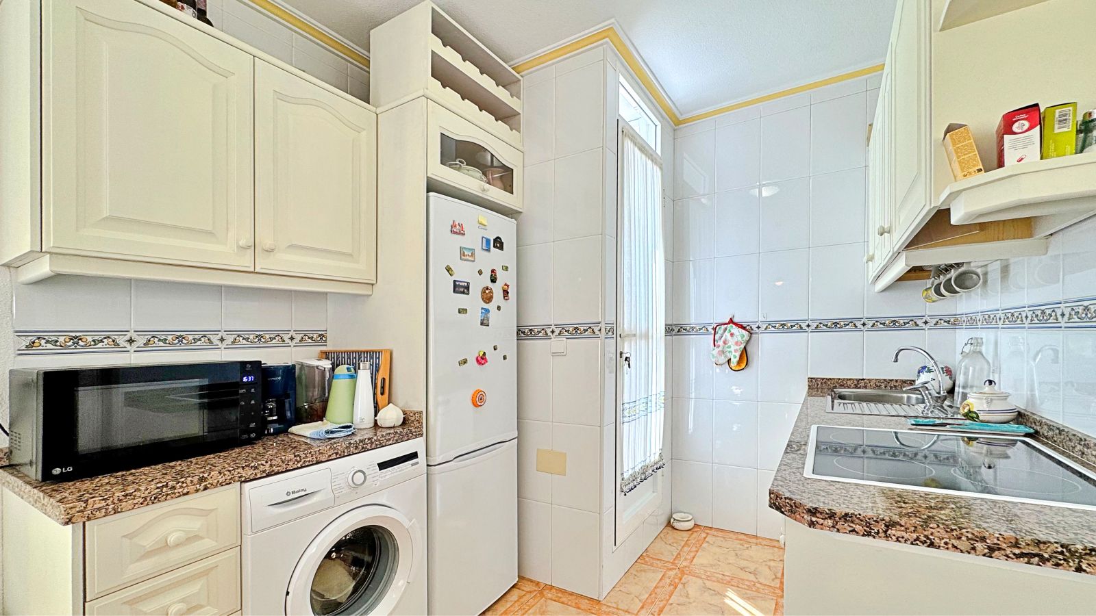 2 Bed, 1 Bath, ApartmentFor Sale, Orihuela Costa, Alicante