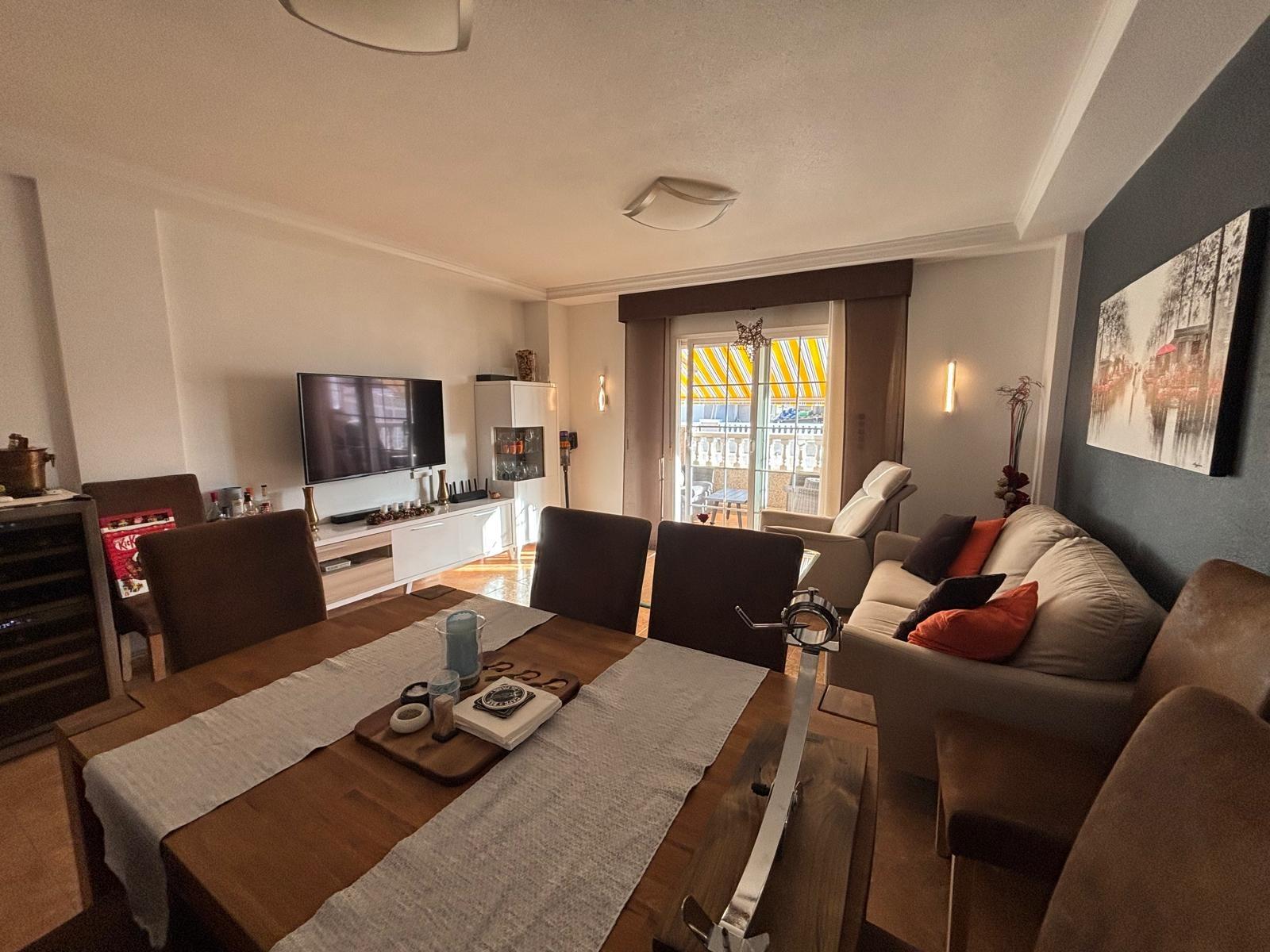 3 Bed, 2 Bath, ApartmentFor Sale, Torrevieja, Alicante