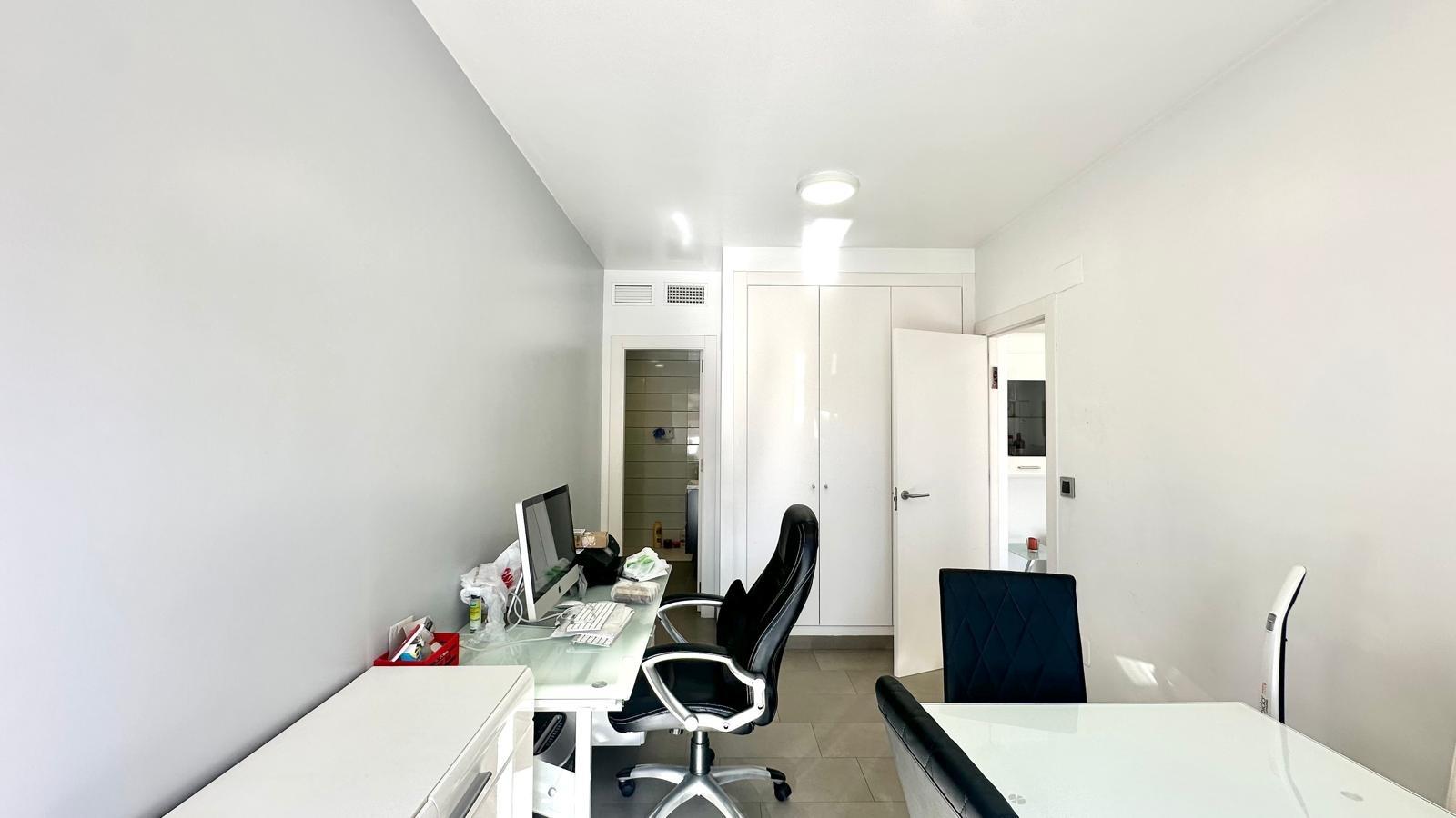 3 Bed, 2 Bath, ApartmentFor Sale, Torrevieja, Alicante