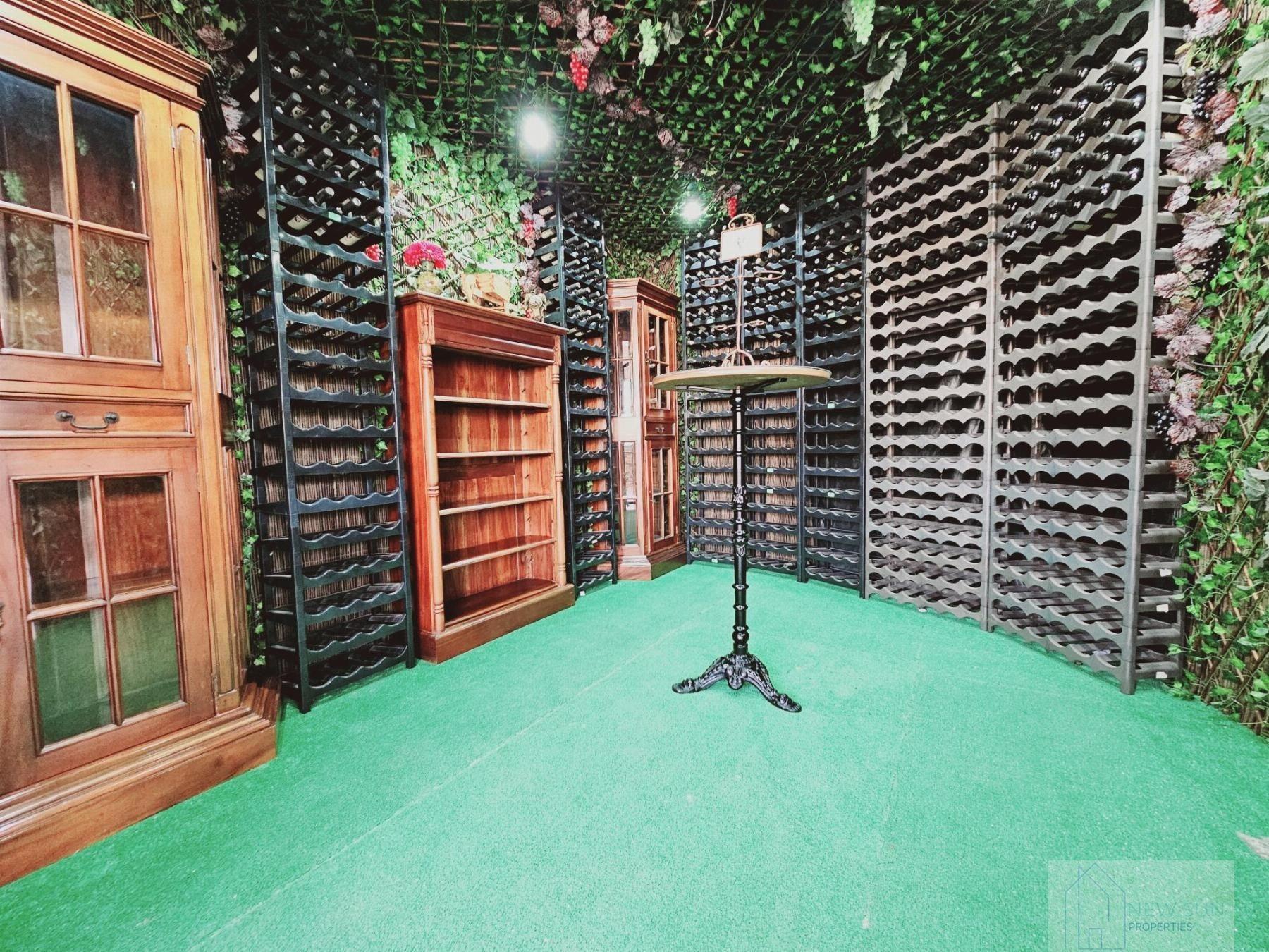 5 Bed, 4 Bath, HouseFor Sale, Torrevieja, Alicante