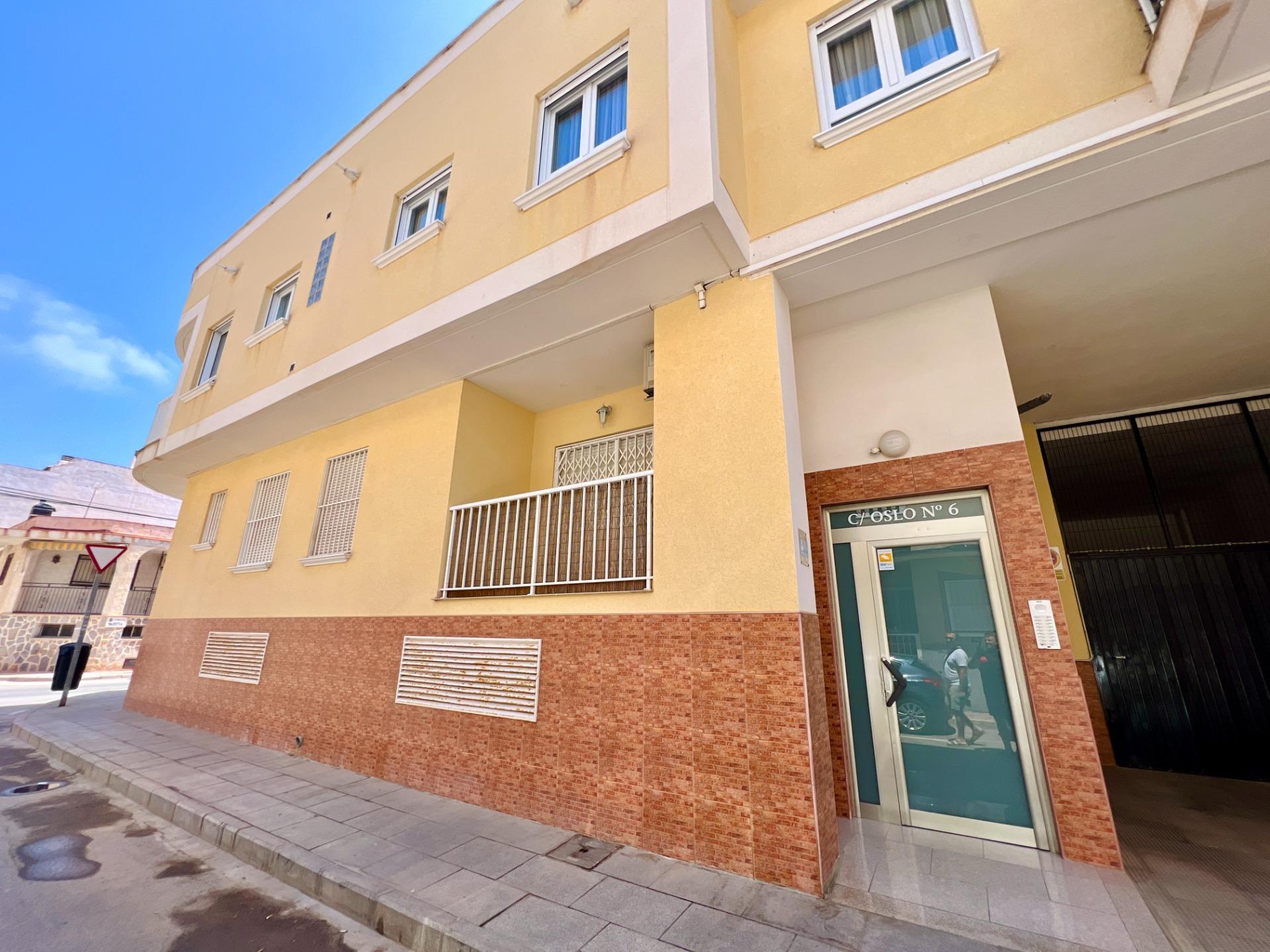 2 Bed, 2 Bath, ApartmentFor Sale, Torrevieja, Alicante