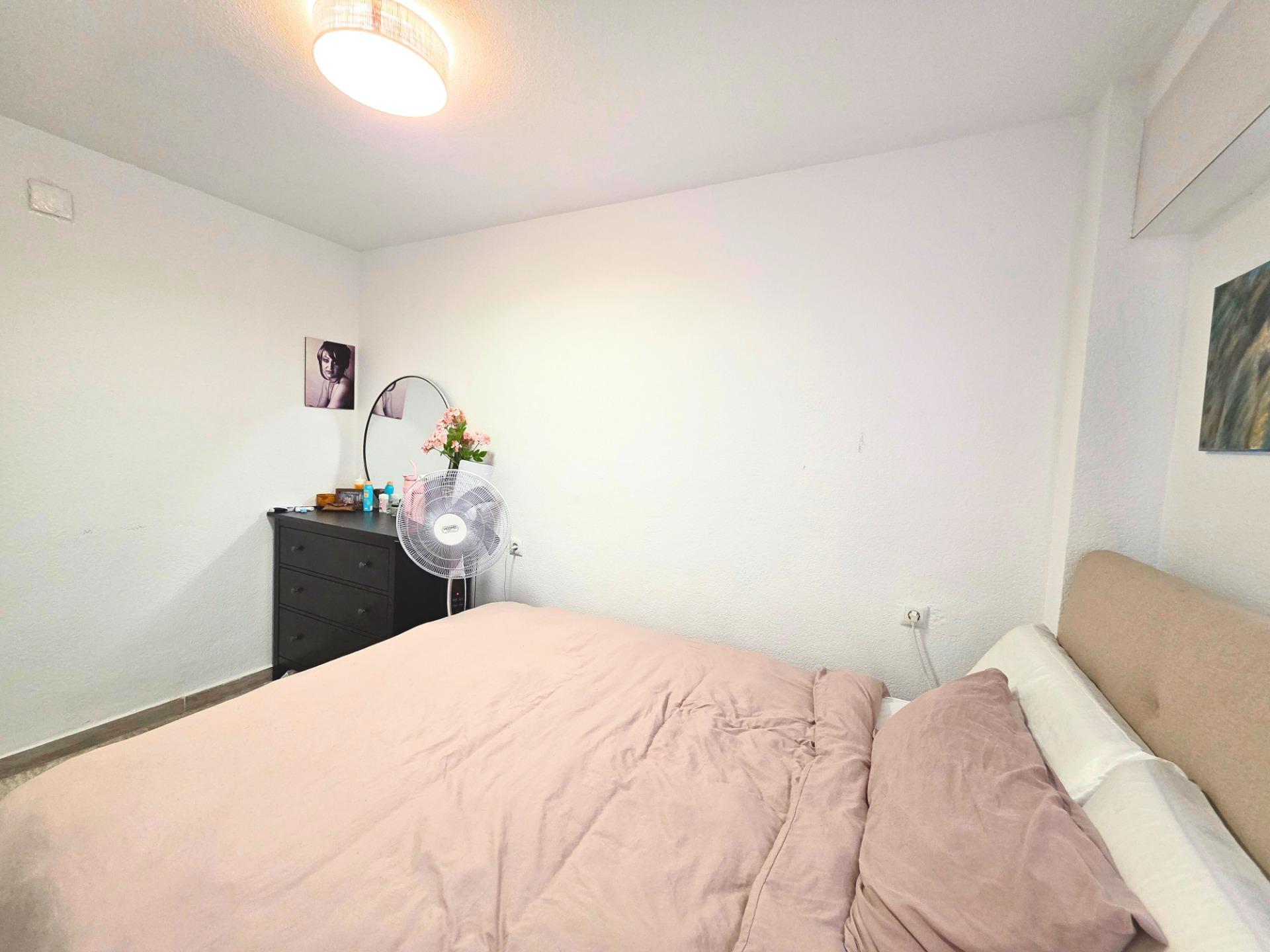 3 Bed, 1 Bath, ApartmentFor Sale, Torrevieja, Alicante