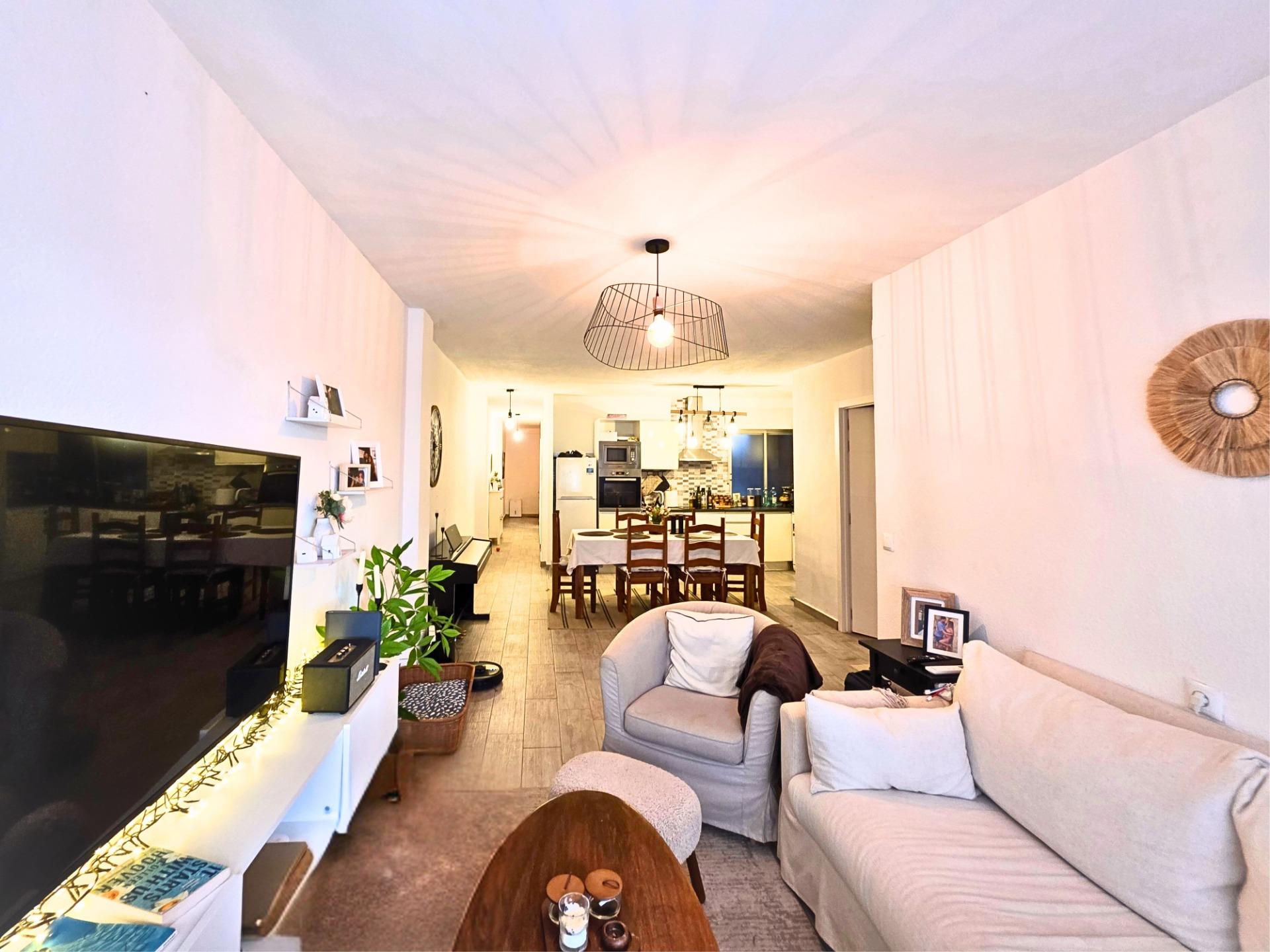 3 Bed, 1 Bath, ApartmentFor Sale, Torrevieja, Alicante