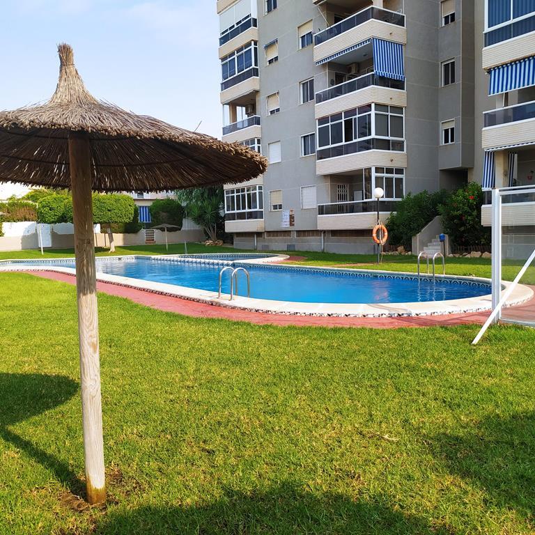 3 Bed, 2 Bath, ApartmentFor Sale, Torrevieja, Alicante