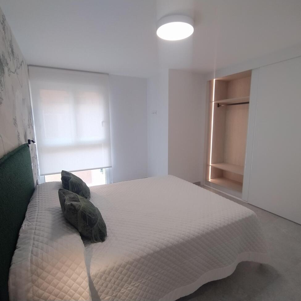 3 Bed, 2 Bath, ApartmentFor Sale, Torrevieja, Alicante